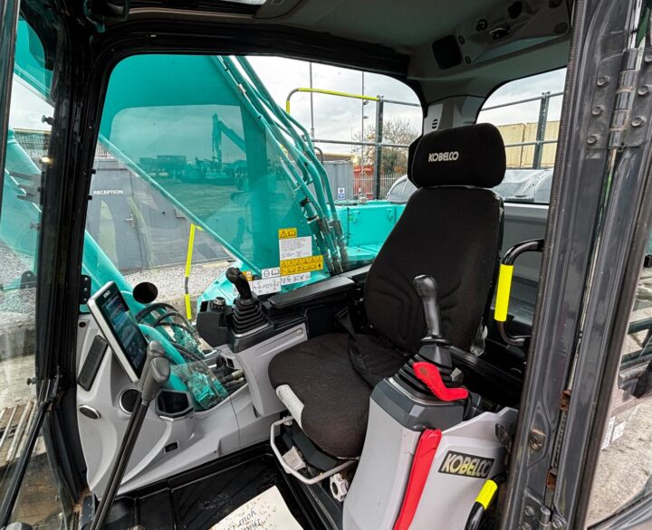 Kobelco SK210LC-11 - Crawler Excavators