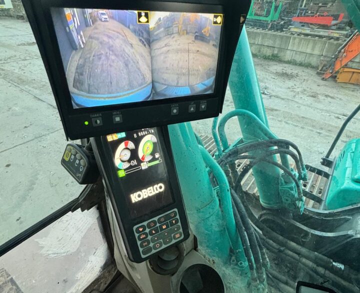 Kobelco SK210LC-10 - Crawler Excavators