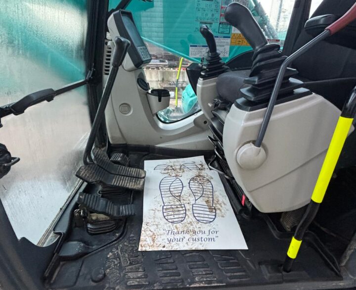 Kobelco SK210LC-10 - Crawler Excavators