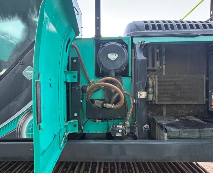 Kobelco SK210LC-10 - Crawler Excavators