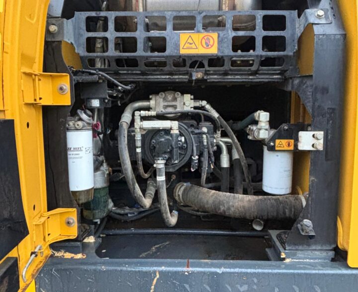 Kobelco SK210LC-10E - Crawler Excavators