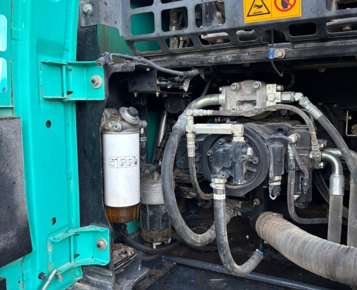 Kobelco SK210LC-10 - Crawler Excavators