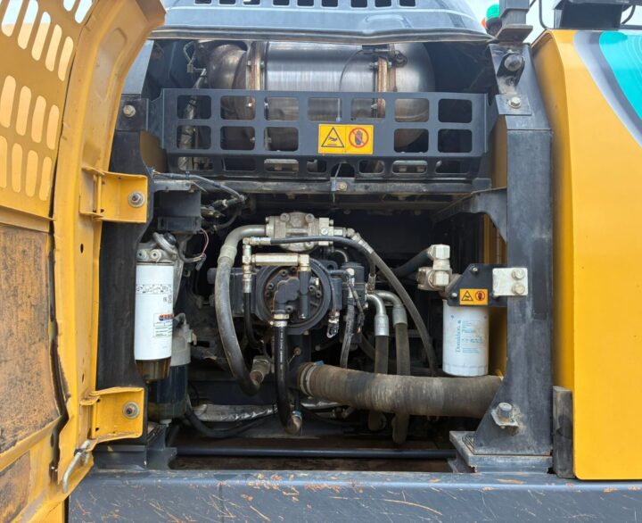 Kobelco SK210LC-10E - Crawler Excavators