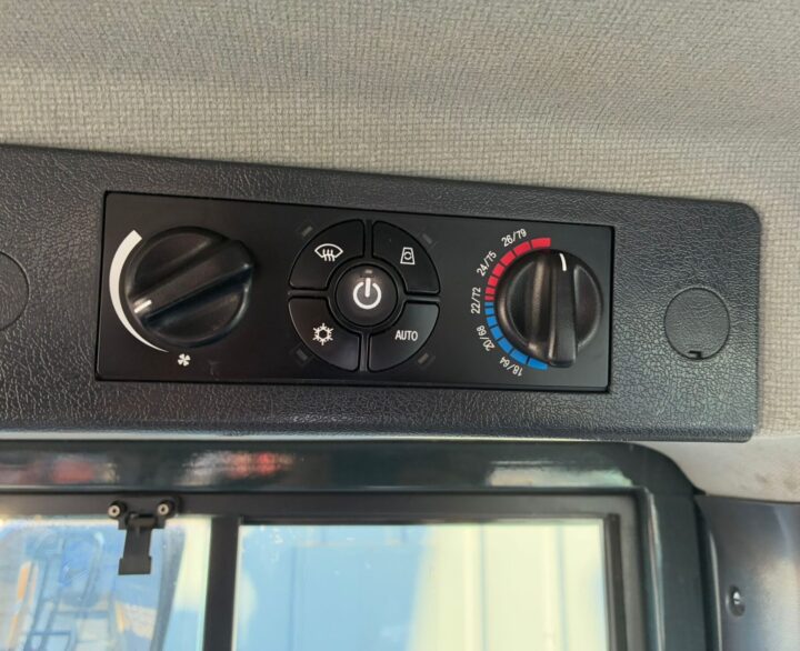 Hyundai HL960HDXT - Used Wheel Loaders