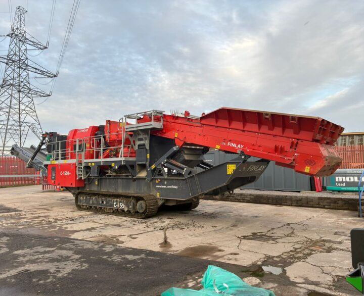 Terex Finlay C-1550 - Used Crushers