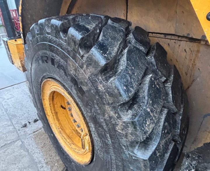 Hyundai HL960AHDXT - Used Wheel Loaders