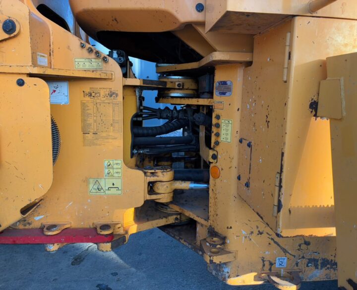 Hyundai HL960HDXT - Used Wheel Loaders