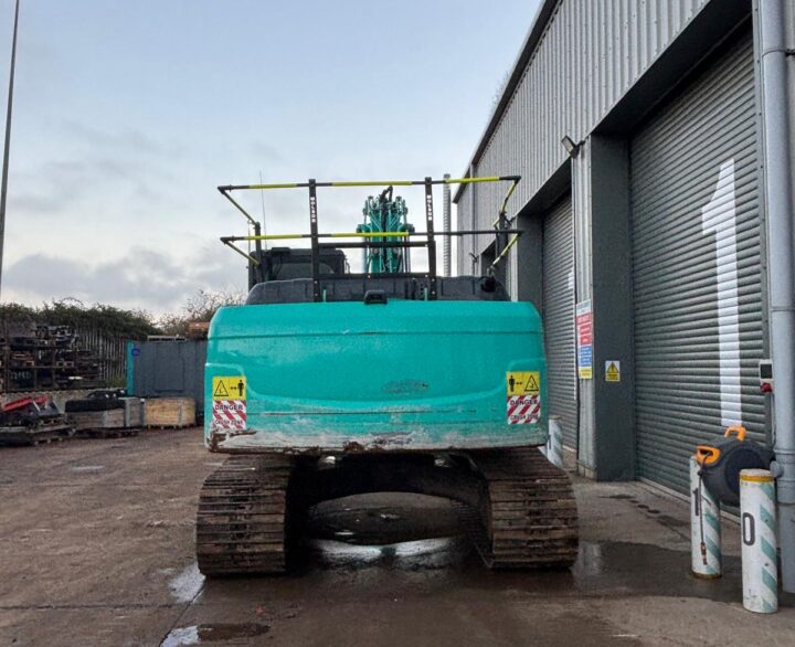 Kobelco SK210LC-10 - Crawler Excavators