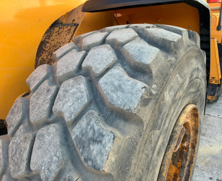 Hyundai HL960HDXT - Used Wheel Loaders