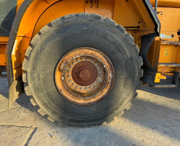 Hyundai HL960HDXT - Used Wheel Loaders