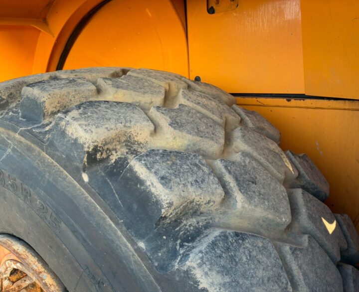 Hyundai HL960HDXT - Used Wheel Loaders