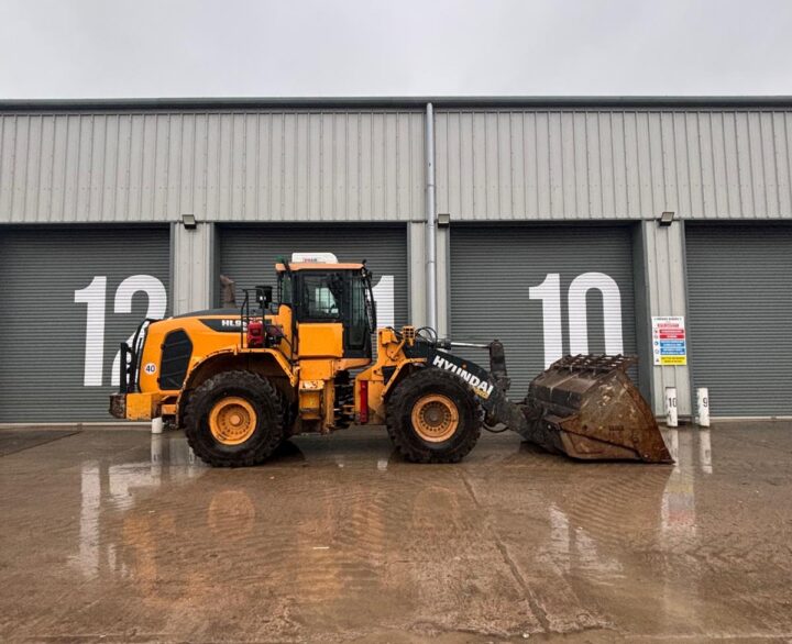 Hyundai HL960AHDXT - Used Wheel Loaders