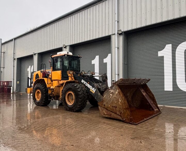 Hyundai HL960AHDXT - Used Wheel Loaders