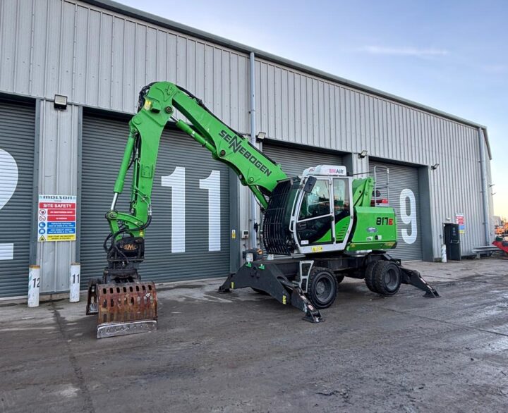 Sennebogen 817 - Material Handlers