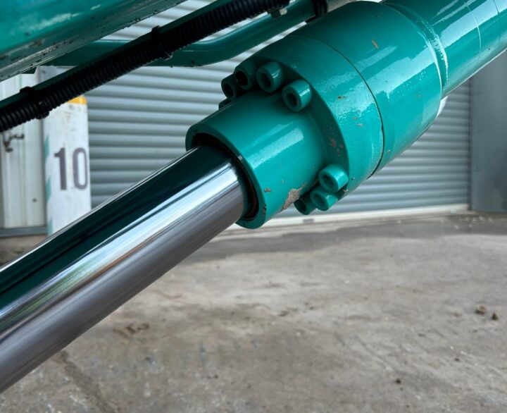 Kobelco SK130LC-11 - Crawler Excavators