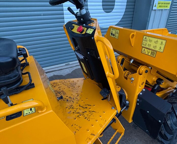 Thwaites 1T Hi Lift New and Unused - Dumpers