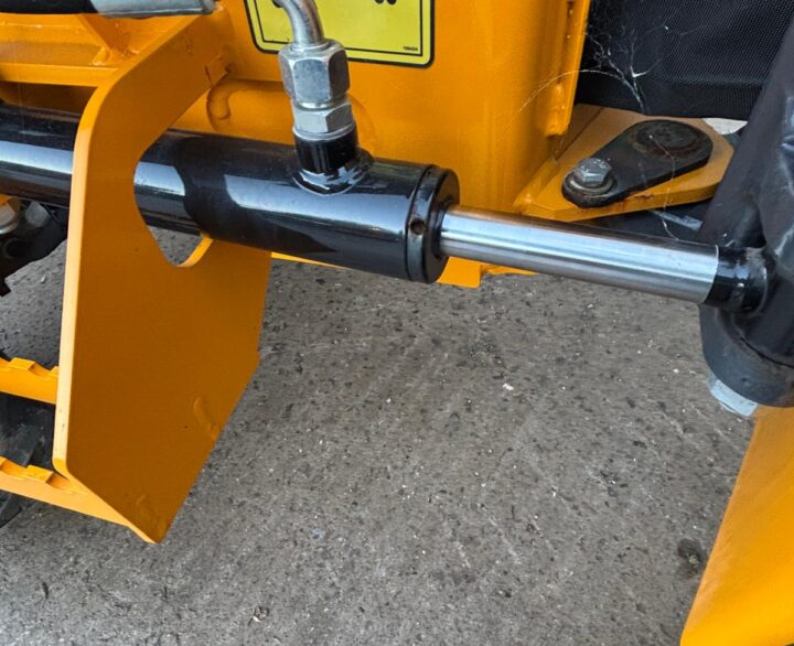 Thwaites 1T Hi Lift New and Unused - Dumpers