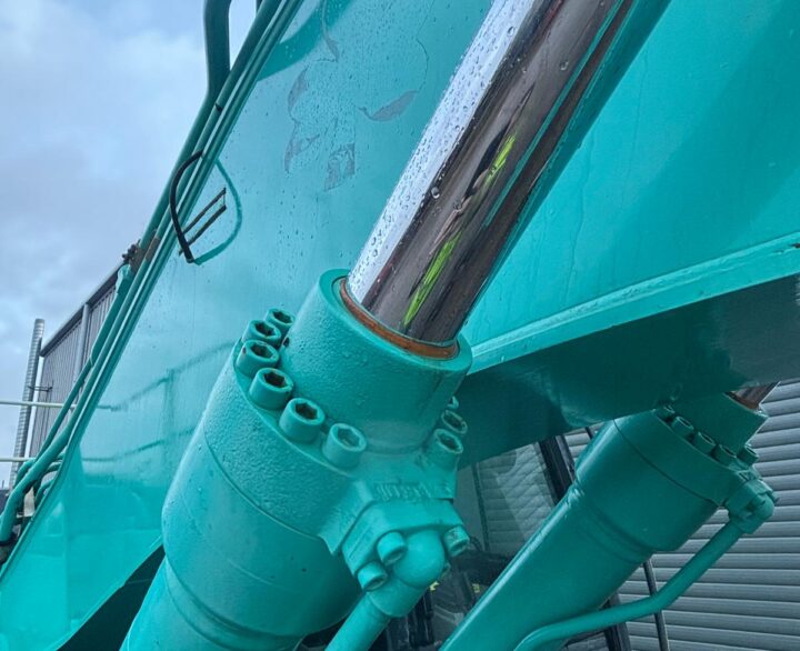 Kobelco SK210HLC-10 Hybrid - Crawler Excavators