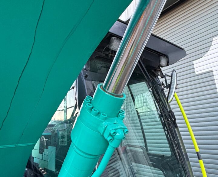 Kobelco SK130LC-11 - Crawler Excavators