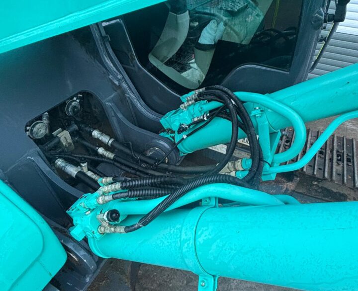 Kobelco SK210HLC-10 Hybrid - Crawler Excavators