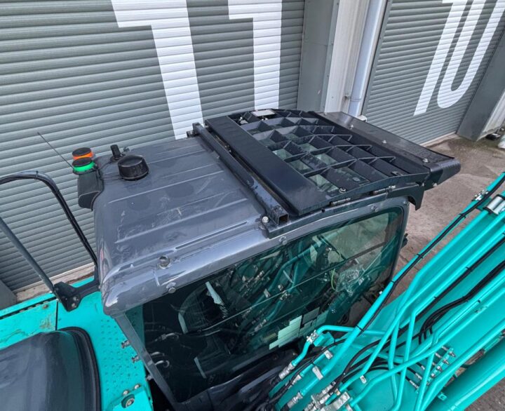 Kobelco SK130LC-11 - Crawler Excavators