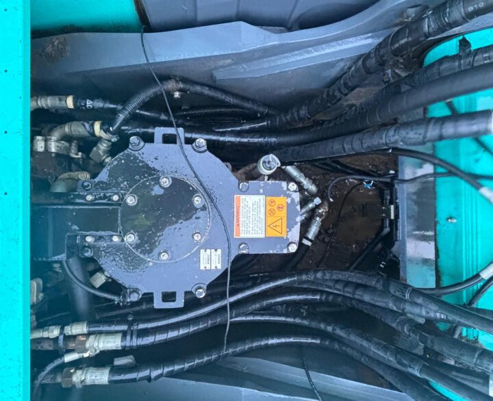 Kobelco SK210HLC-10 Hybrid - Crawler Excavators