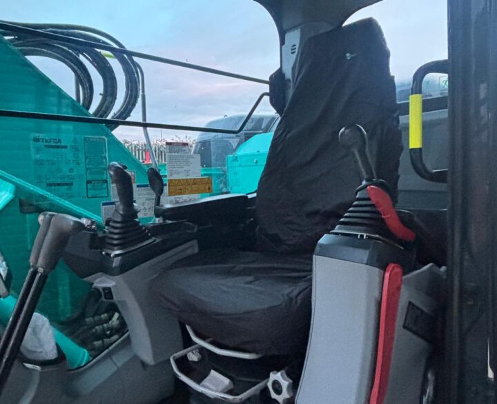 Kobelco SK140SRLC-7 - Crawler Excavators