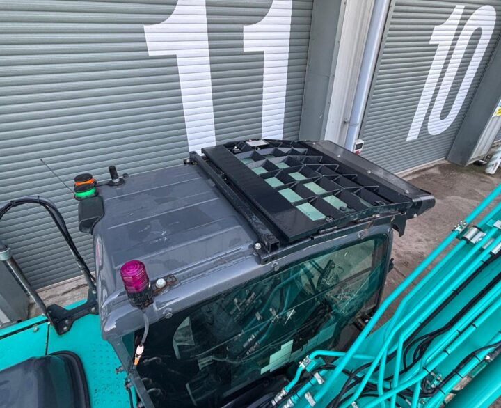 Kobelco SK130LC-11 - Crawler Excavators