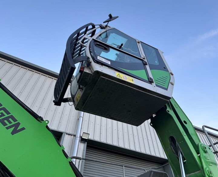 Sennebogen 817 - Material Handlers