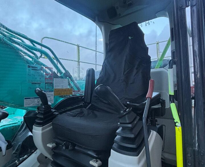 Kobelco SK210HLC-10 Hybrid - Crawler Excavators