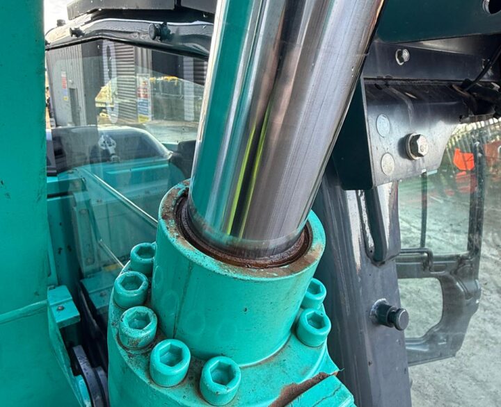 Kobelco SK140SLRC-7 - Crawler Excavators