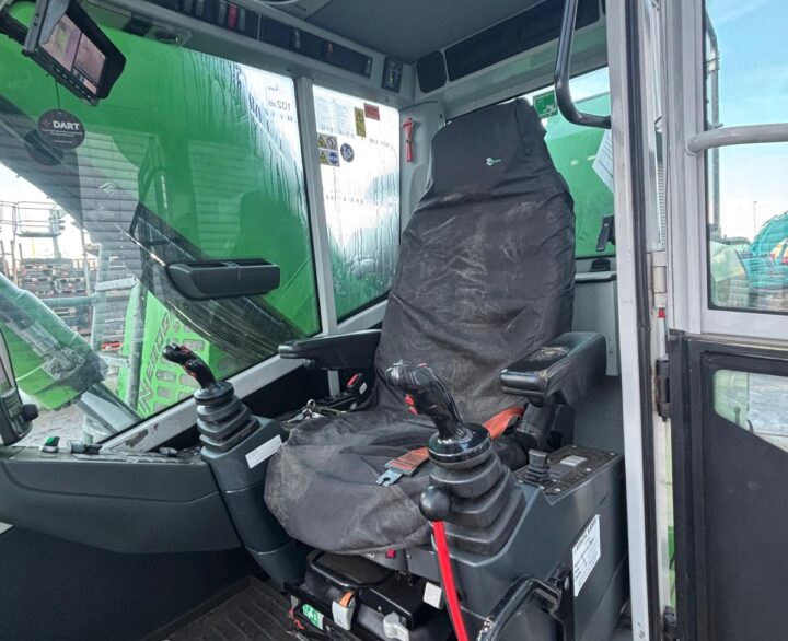 Sennebogen 817 - Material Handlers