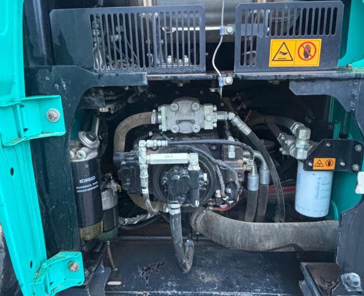 Kobelco SK210HLC-10 Hybrid - Crawler Excavators