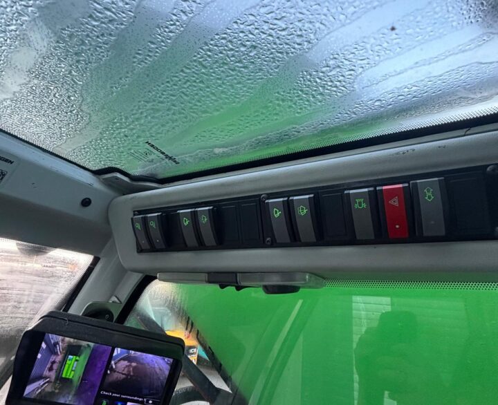 Sennebogen 817 - Material Handlers