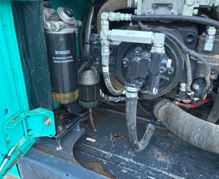 Kobelco SK210HLC-10 Hybrid - Crawler Excavators