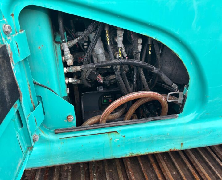 Kobelco SK140SLRC-7 - Crawler Excavators