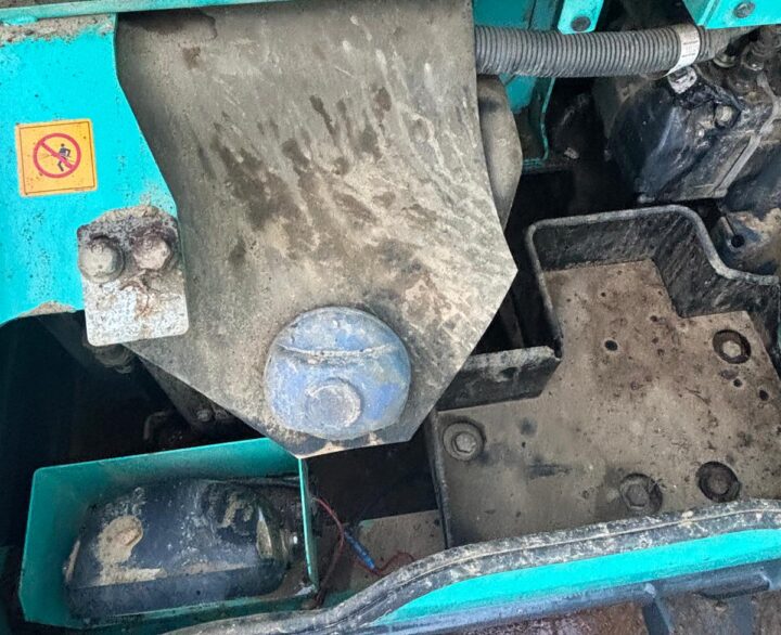 Kobelco SK210HLC-10 Hybrid - Crawler Excavators