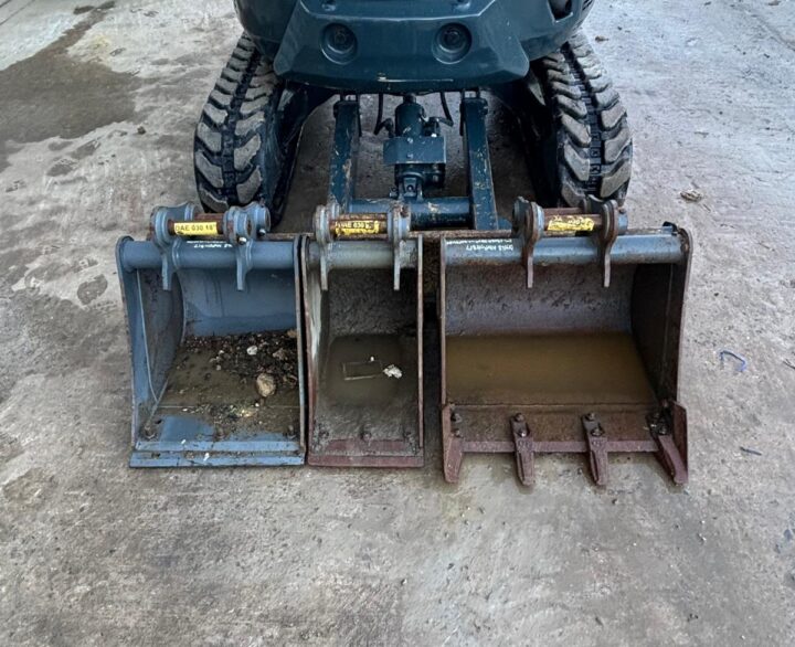 Hyundai HX25AZ - Mini Excavators