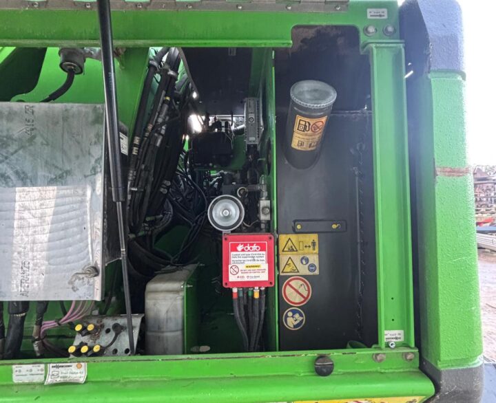 Sennebogen 817 - Material Handlers