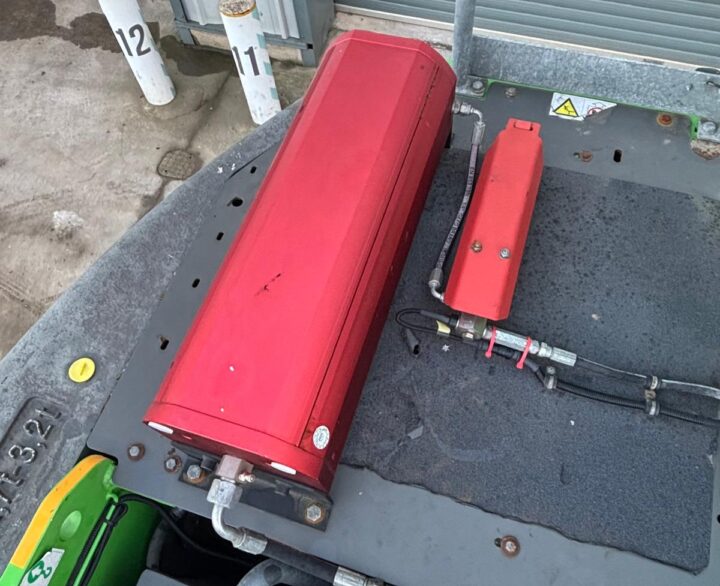 Sennebogen 817 - Material Handlers