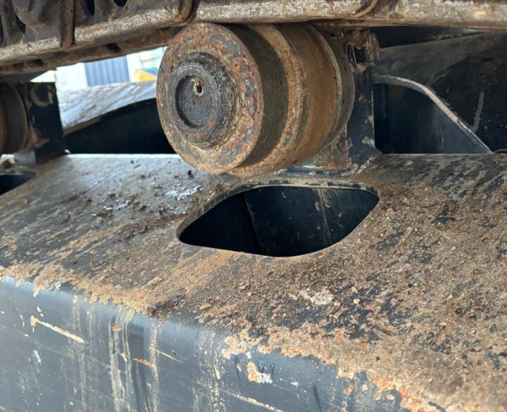 Kobelco SK130LC-11 - Crawler Excavators