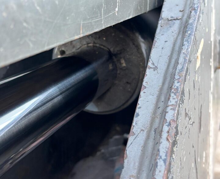 Sennebogen 817 - Material Handlers