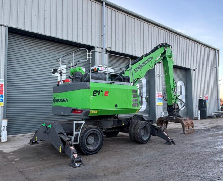 Sennebogen 817 - Material Handlers