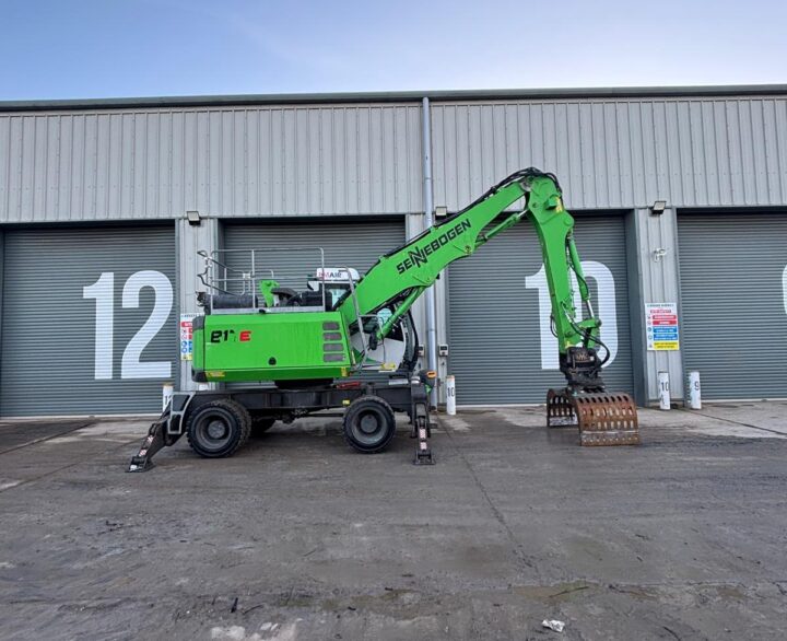 Sennebogen 817 - Material Handlers