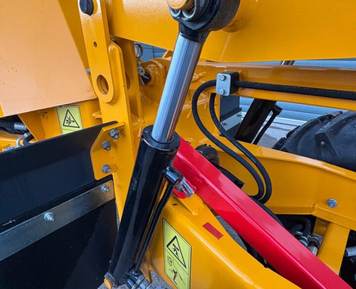 Thwaites 1T Hi Lift New and Unused - Dumpers