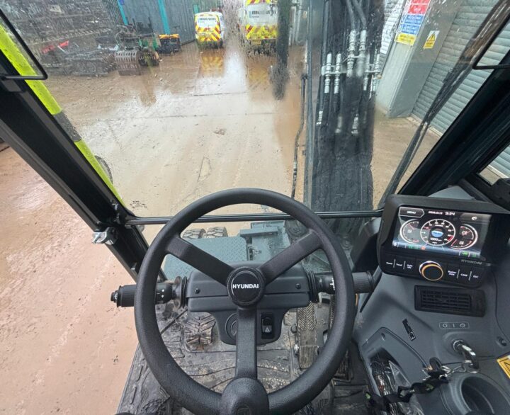 Hyundai HW65AH Ex Demo - Wheeled Excavators