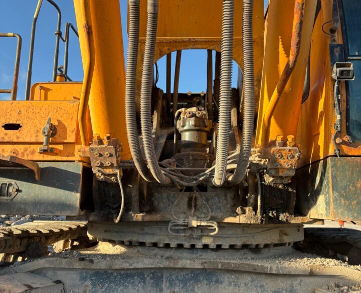 Hyundai R800LC-9 Long Reach - Crawler Excavators