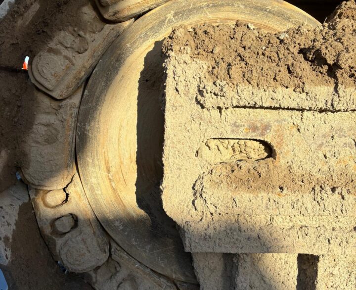 Hyundai R800LC-9 Long Reach - Crawler Excavators