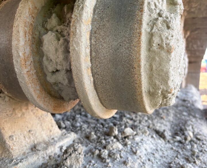 Hyundai R800LC-9 Long Reach - Crawler Excavators