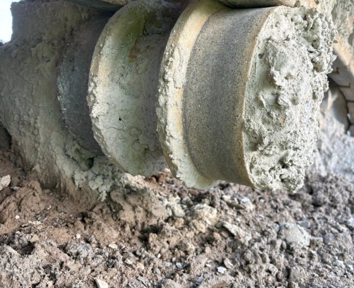 Hyundai R800LC-9 Long Reach - Crawler Excavators